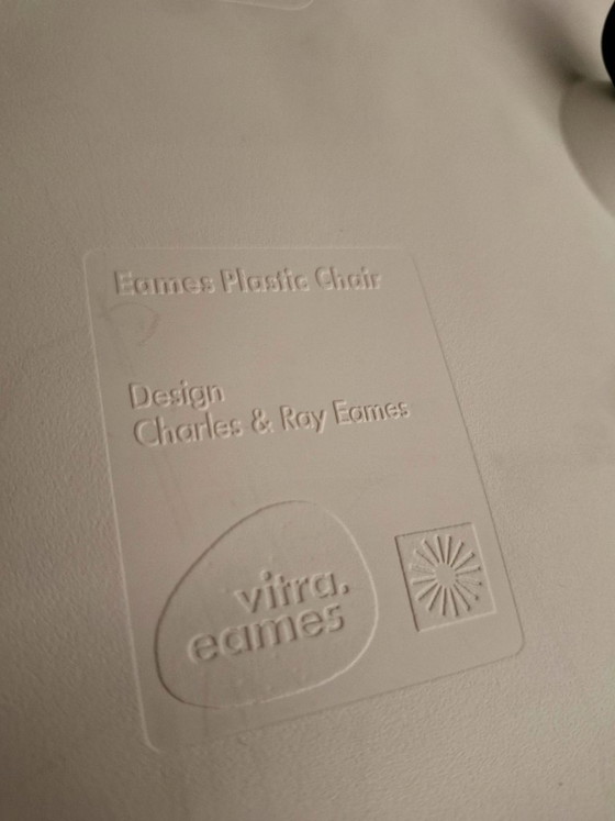 Image 1 of Set of 4 authentic Vitra Eames DSW dining chairs (2012)