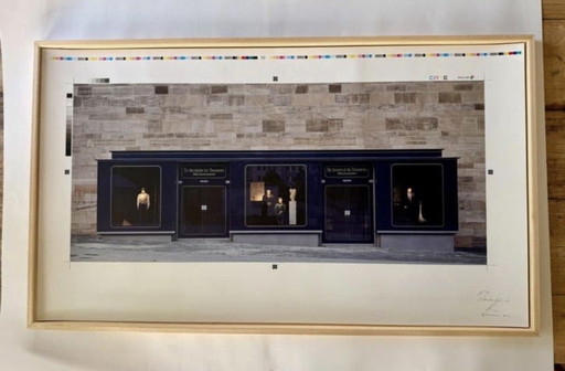Documenta Wax Museum Guillaume Bijl – Künstlerdruck (AP) – lithos zeefdrukken, Glass, Paper (photo 2 of 12)