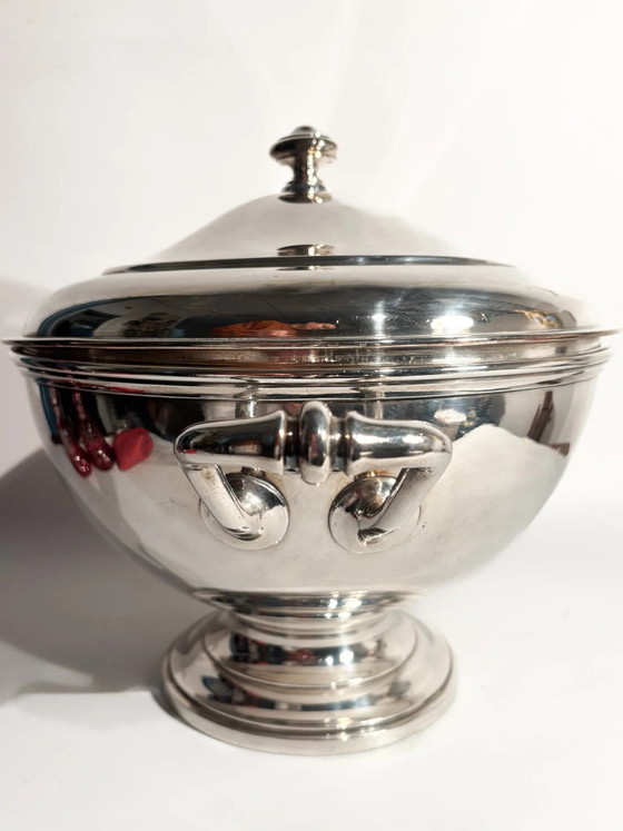 Grande zuppiera inglese del XX secolo placcata in argento, pezzo forte del centrotavola. – Accessori da tavola (photo 4 of 4)