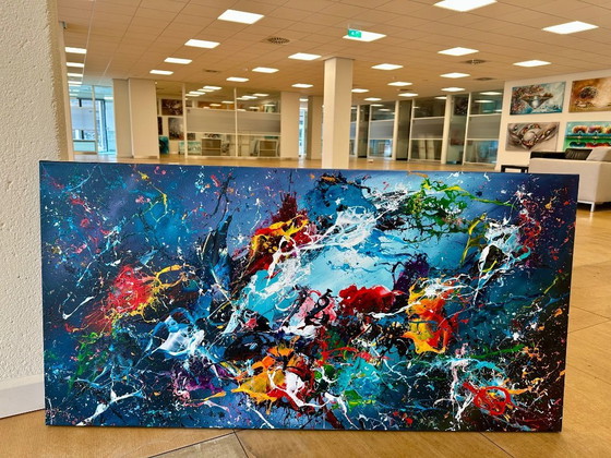 Image 1 of Universum