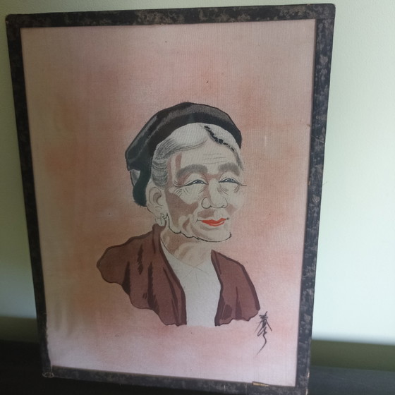 Image 1 of Antiek Vietnamees portret op zijde & hout (jaren 50) – Uniek mid-century