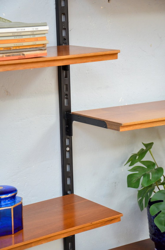 Image 1 of Vintage walnotenhouten wandplank, String shelf, midden 20e eeuw, jaren 60/70