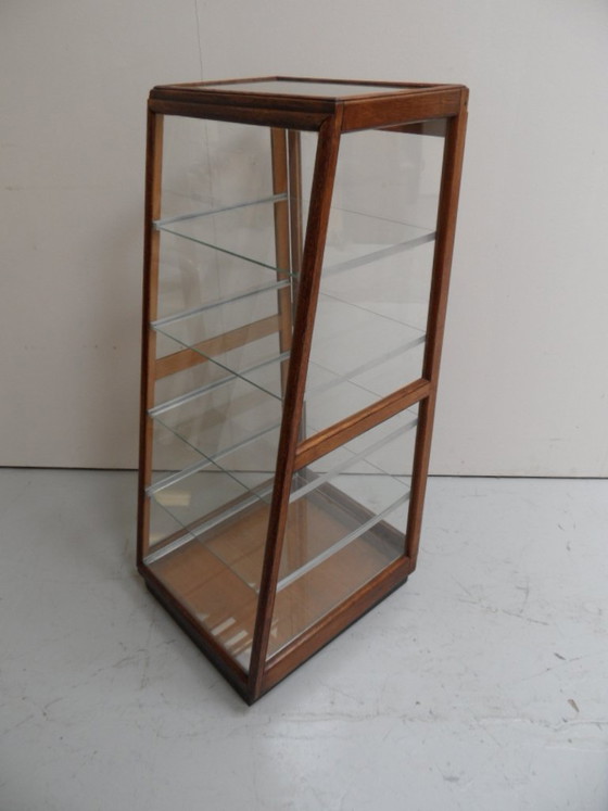Image 1 of Antieke Bakkersvitrinekast  