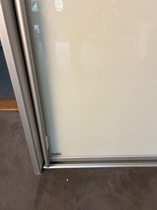 Exclusiv schuifdeuren met kastenwand 7 planken incl bodem 
