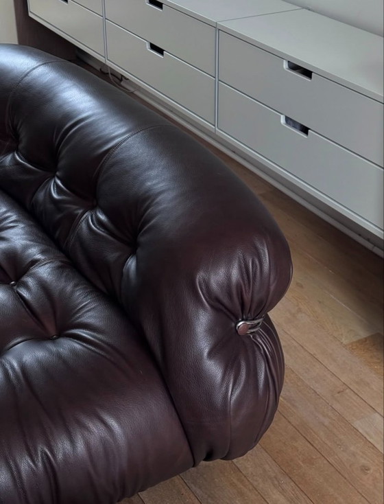 Image 1 of Cassina Soriana 2 Posti di Afra & Tobia Scarpa | Pelle di cioccolato | Ottime condizioni