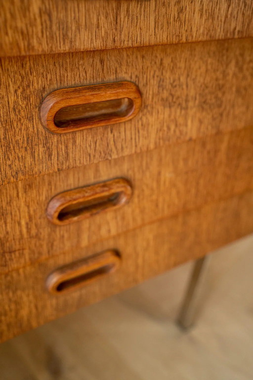 Commode vintage en bois