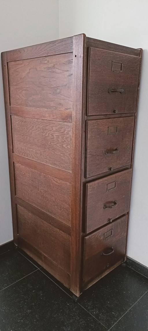 Antiker Aktenschrank mit 4 Schubladen