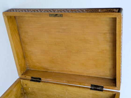 Antique Folk Art Chip Carved Wooden Box Treasure Chest – Decorative Objects (photo 17 of 18)
