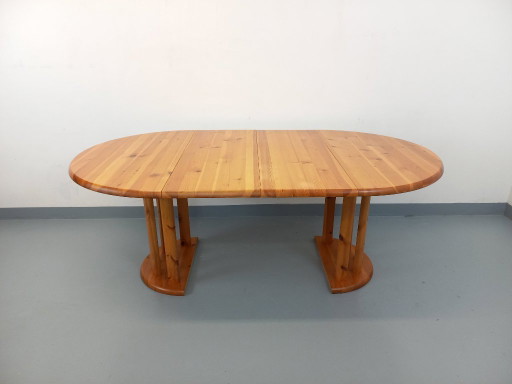 Table à manger ronde scandinave vintage style Rainer Daumiller en pin des années 60 70 avec rallonges