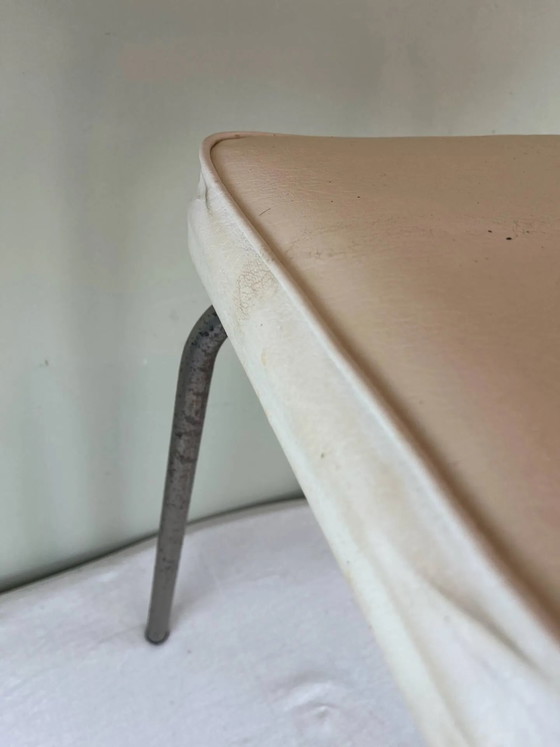 Sgabello vintage – Sgabelli, Metal, Retro (photo 3 of 11)