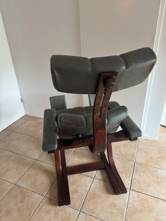 Stokke Duo Balans Chaise Ergonomique à Genoux – Peter Opsvik – Chaises de bureau, Leather, Wood (photo 8 of 15)