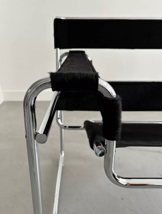 Image 1 of Poltrona Wassily di Marcel Breuer per Gavina