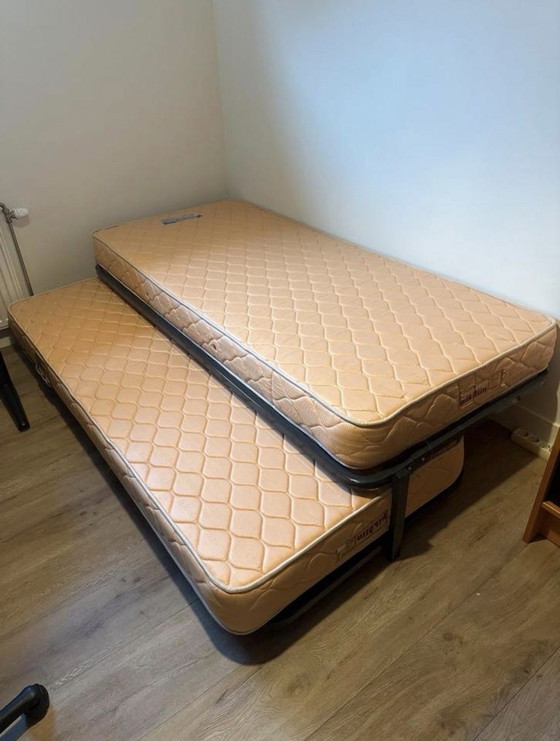 Image 1 of Uitschuifbaar bed 2x90x200 + matrassen, dubbele divan