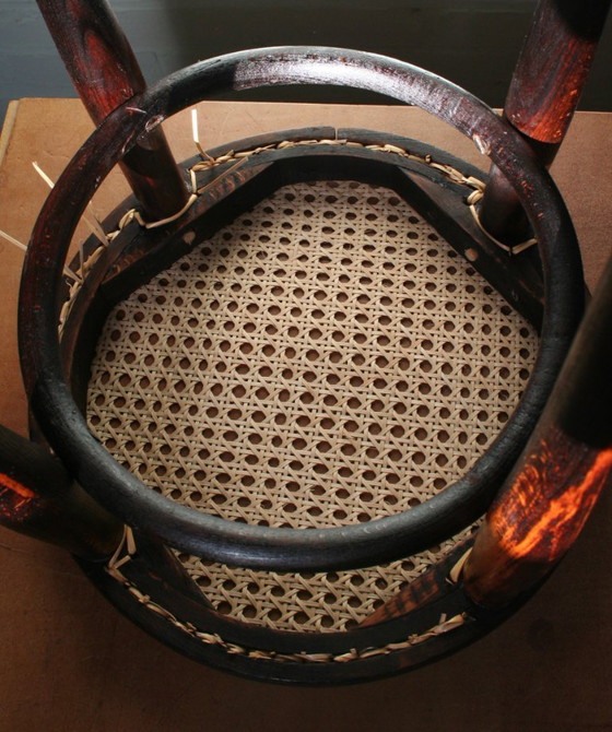 Image 1 of Tabouret Thonet signé