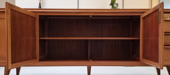 Image 1 of Credenza di metà secolo