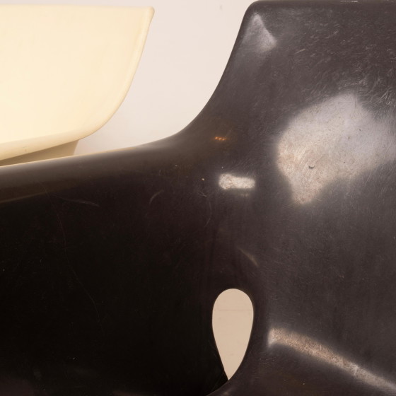 Set aus sechs Gaudì Armlehnstühlen von Vico Magistretti für Artemide – Esszimmerstühle, Plastic (photo 20 of 20)