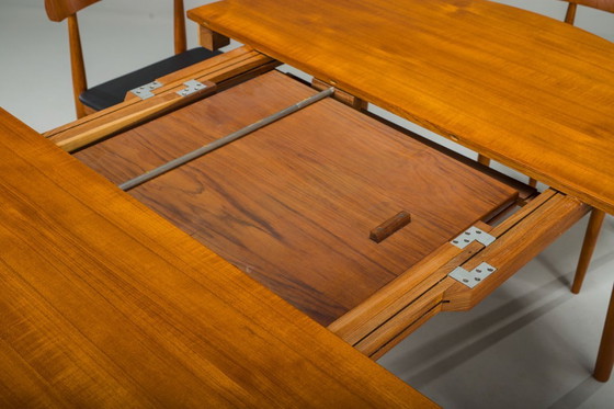 Image 1 of Mesa de comedor extensible y sillas danesas de teca de Hans Olsen para Frem Røjle, años 60, juego de 7