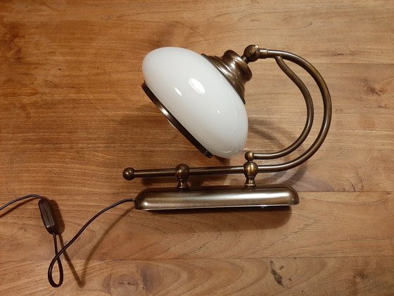 Image 1 of Lampe Vintage Art Deco en laiton