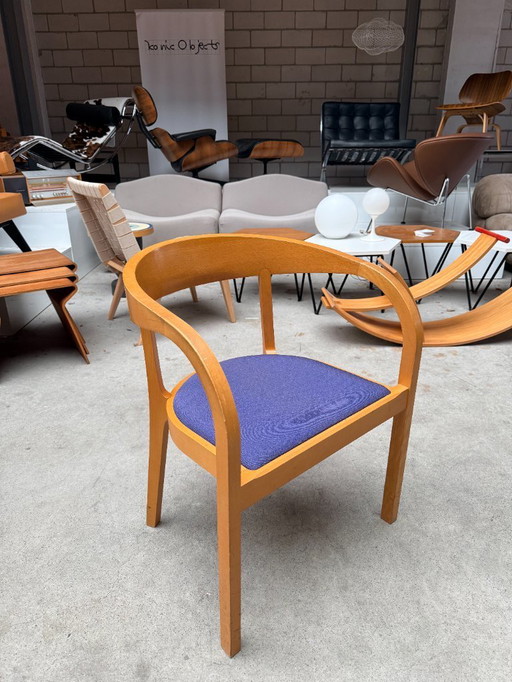 Poltrona Getama di Takashi Okamura e Erik Marquardsen