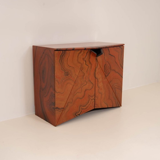 Image 1 of Bellissimo mobile asiatico dipinto a mano