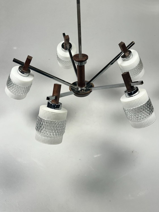 Image 1 of Vintage Kroonluchter, Chroom Met Glas En Hout, België 1970's