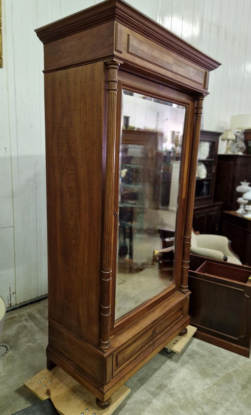 Antique mirror wardrobe, closet with faceted mirror, removable dim. 104x43cm and 220cm high.