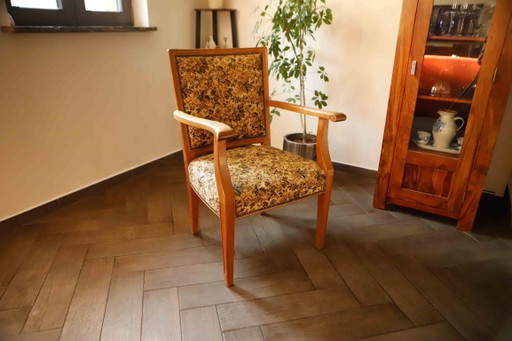 Vintage Salon-Sessel mit floralem Gobelinbezug und geschwungenen Armlehnen
