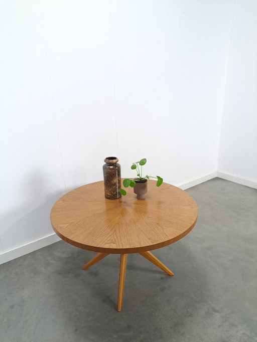 Mesa de centro redonda con patas de madera Ilse Möbel