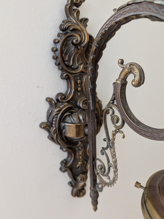 Image 1 of Set van twee wandlampen van gepolijst messing en artistiek glas – Liberty / Art Deco / Klassieke stijl