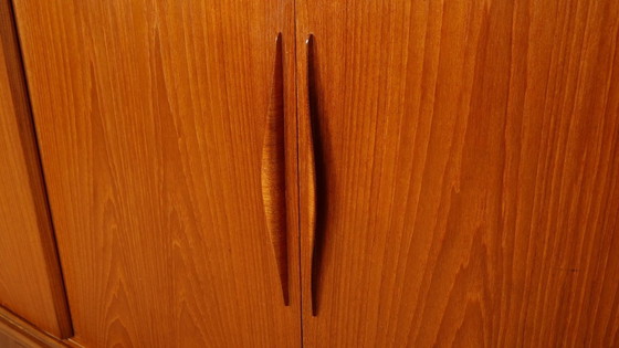 Image 1 of Credenza alta vintage | Johannes Andersen | Design danese | Teak