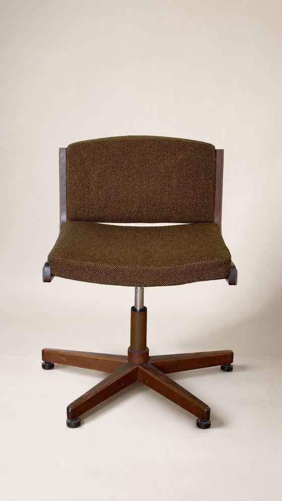Image 1 of Set van 5 design bureaustoelen van massief hout