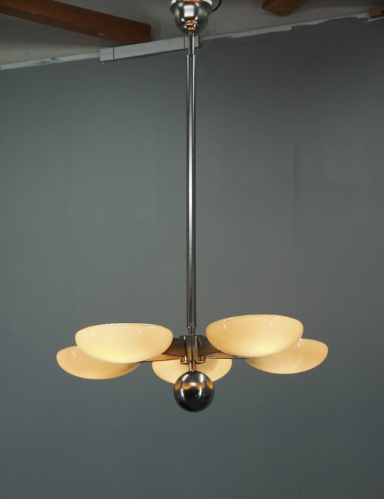 Image 1 of Uitzonderlijke Art Deco functionalistische kroonluchter met vernikkelde afwerking, jaren 1930