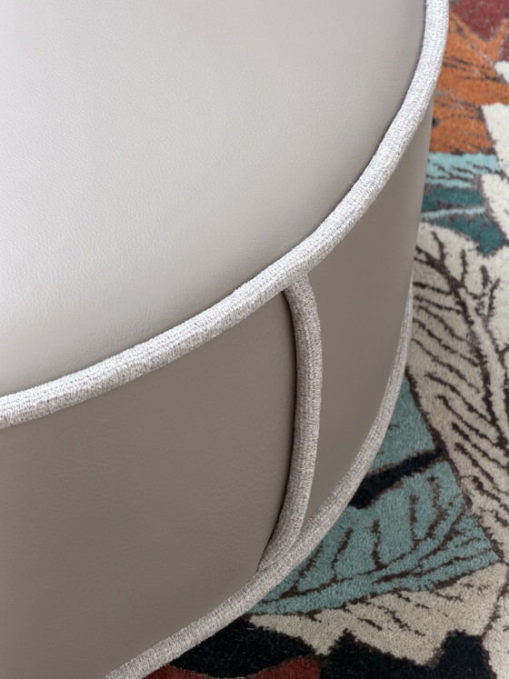 Image 1 of Pouf Leolux Bolmin Bold grand format