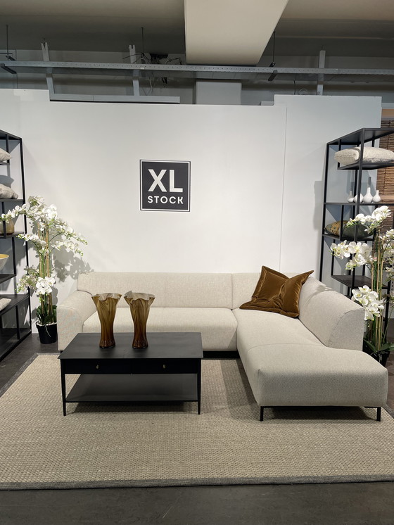 Image 1 of XL STOCK beige/off white corner sofa