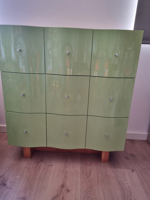 Vajer chest of drawers