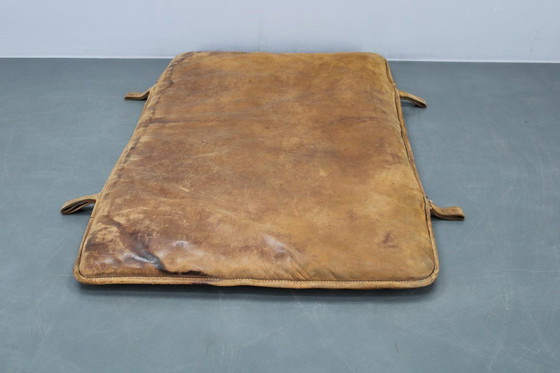 Image 1 of Tappetino da palestra vintage in pelle, anni '30, Cecoslovacchia