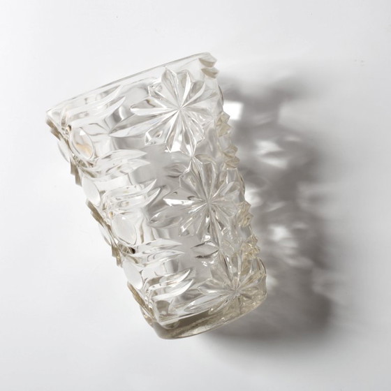 Large Stylish Mid-century Solid Heavy Clear Patterned Glass Flower Vase / Fidenza / Italy / 1960s (photo 8 of 14)