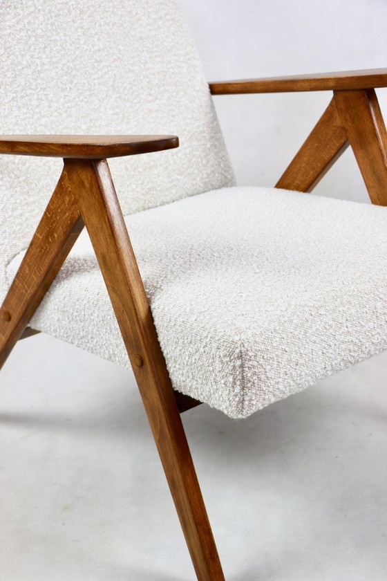 Image 1 of Poltrona vintage B-310 VAR in tessuto strutturale bianco bouclé anni '70