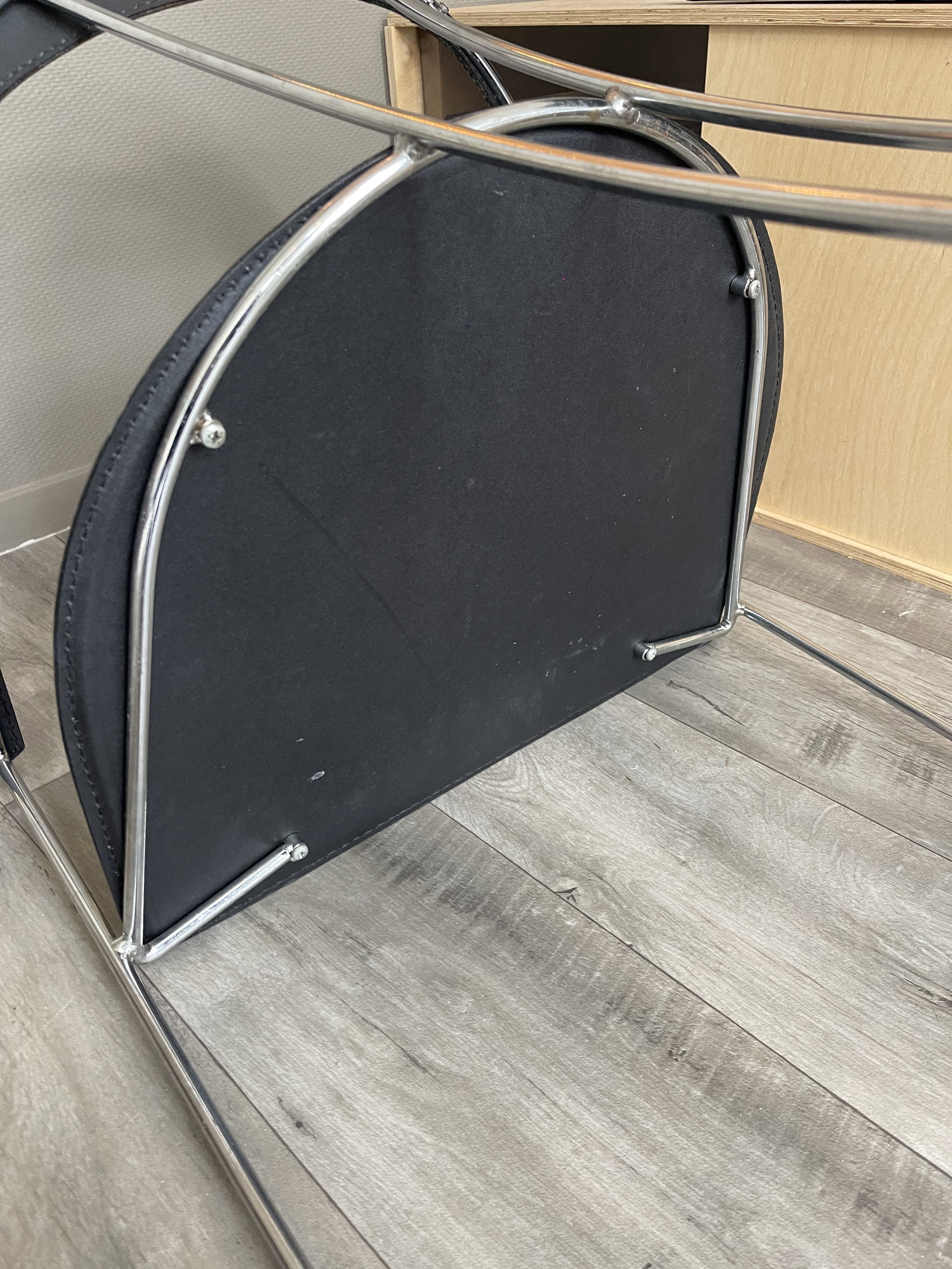 Arrben Italy, Ursula design chair | €10 | Whoppah