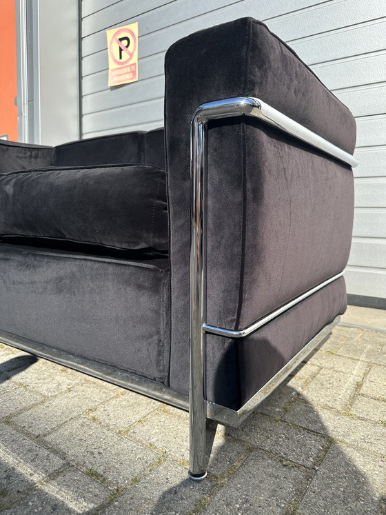 Image 1 of Cassina LC2 2-seater Le Corbusier Original