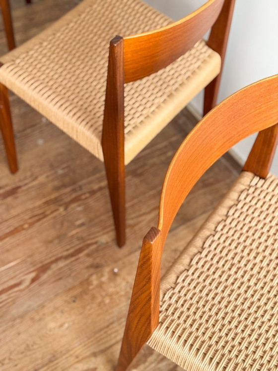 Image 1 of Set van 6 Teak Pia eetkamerstoelen van Poul Cadovius