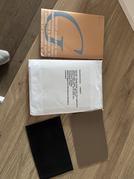 Image 1 of Sofá de diseño Leolux Howlo de 3 plazas