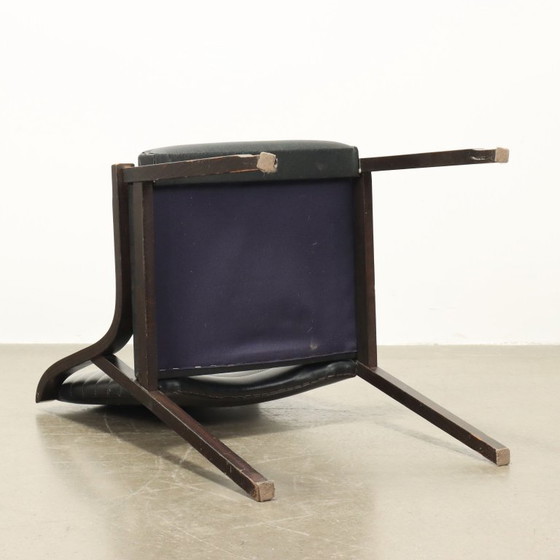 Image 1 of Een groep van 3 stoelen uit de jaren 60
