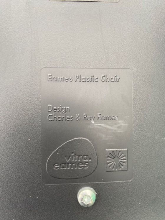 Image 1 of 4x Vitra Eames DSW avec siège rembourré