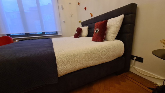 Image 1 of Luxury box spring with headboard including high-quality mattress 200 x 220