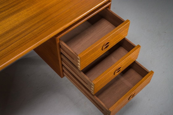 Image 1 of  Deens bureau van Arne Vodder voor GV Møbler, jaren 60