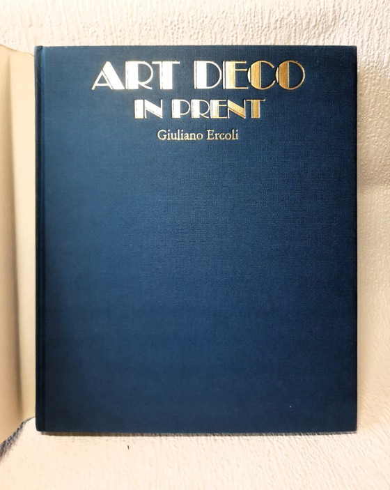 Image 1 of (W032) Art Deco in Prent - Giuliano Ercoli | Pochoir Prentkunst & Modeplaten Jaren 20 (1989) Hardcover met Stofomslag