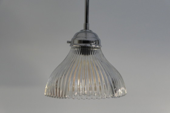 Image 1 of Lampes pendantes en plexiglas transparent strié Holophane