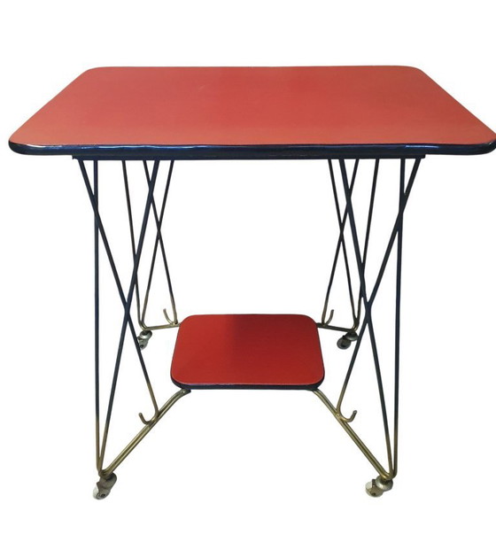 Image 1 of Meuble TV vintage en similicuir avec roulettes 2222