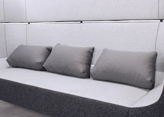 Image 1 of Poltrona acustica Design on Stock